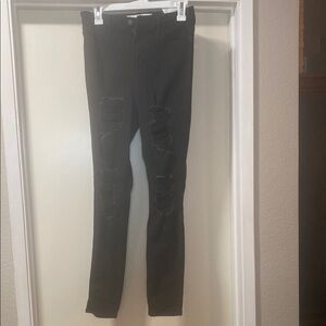 Hollister Black Distressed Women's Ankle Jeans